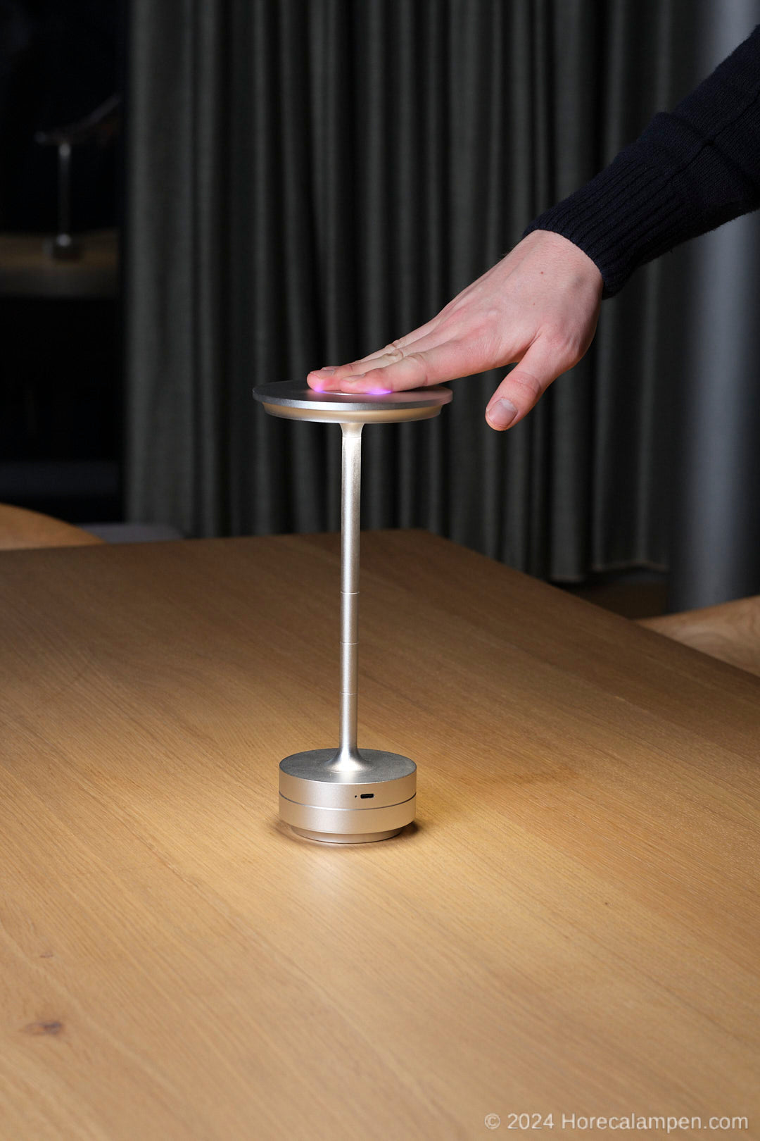 Table lamp Ufo silver