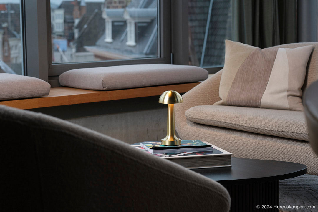 Table lamp gold Round head steel
