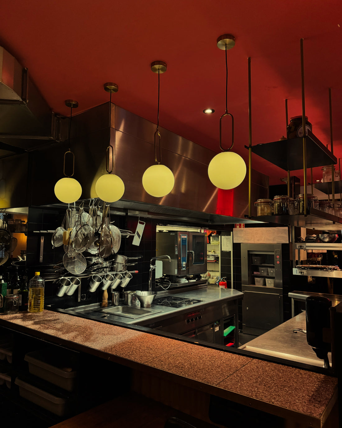 Pendant lamp milky white glass lampshade - dimmable